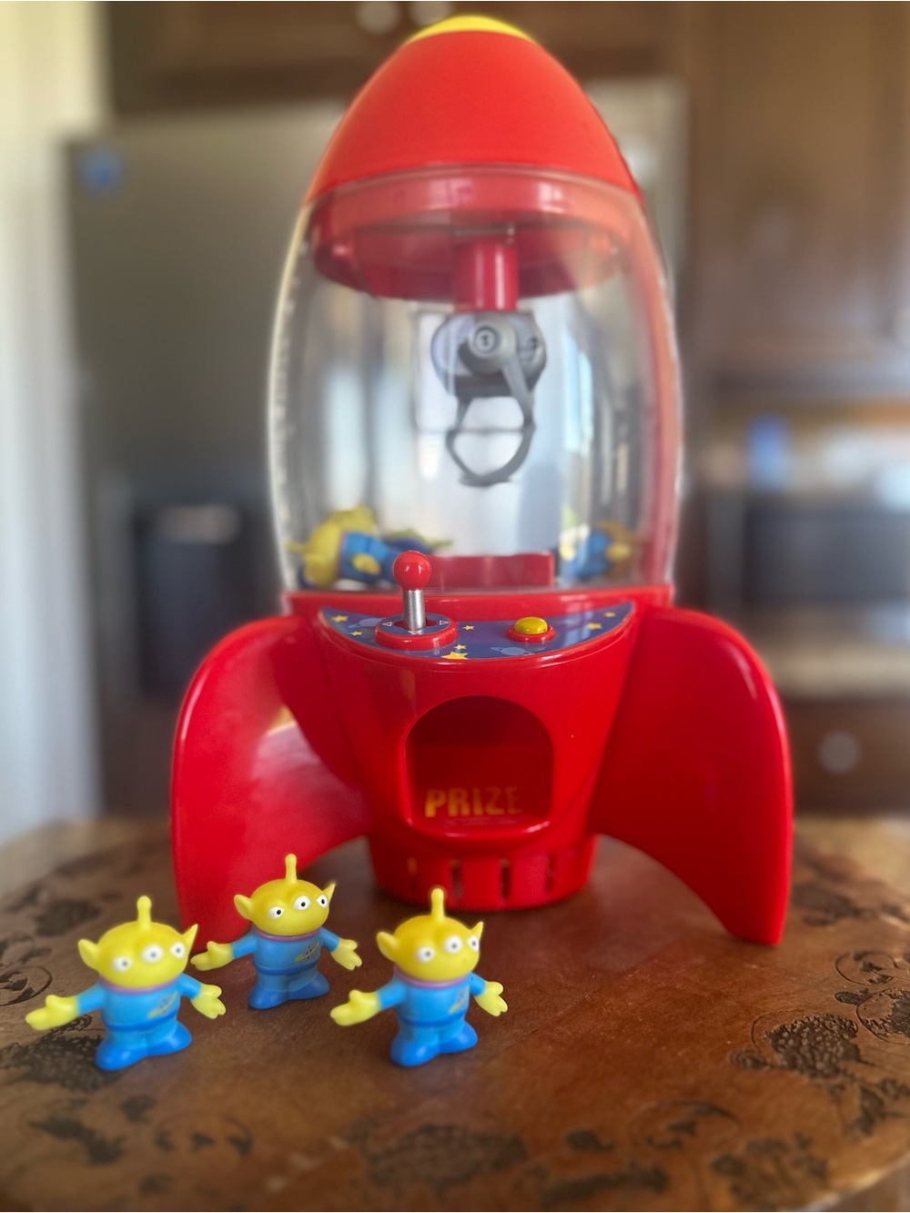 Disney x Pixar•Toy Story Pizza Planet Space Crane Mini Claw Prize Machine Game.
